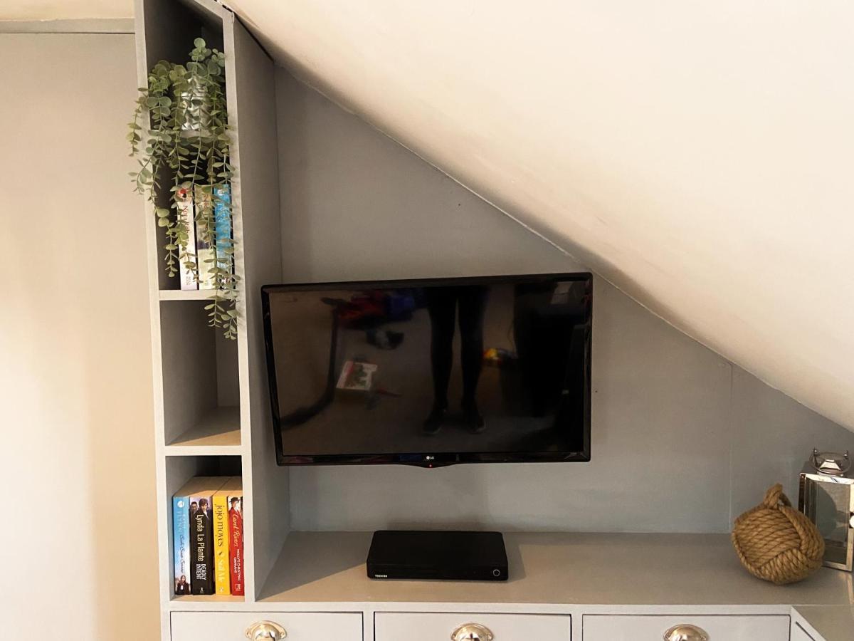 The Little Ayr Bnb Seaside Apartment Bagian luar foto